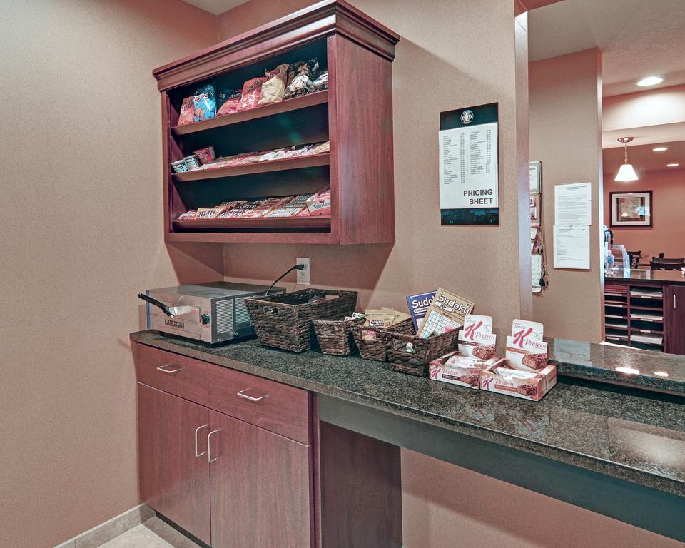 Cobblestone Inn & Suites - Big Lake Luaran gambar