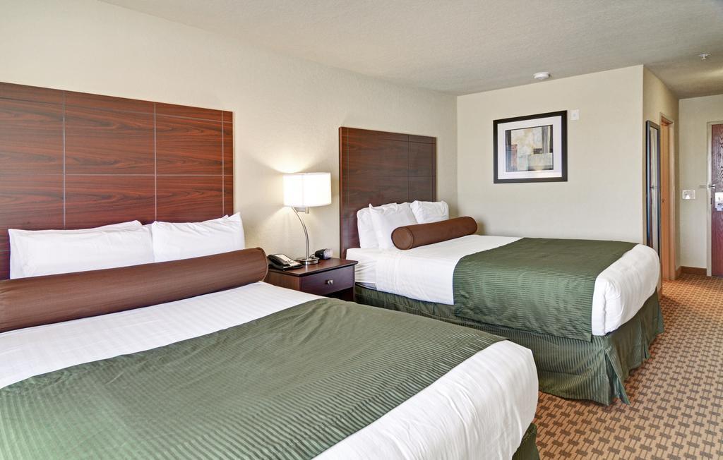 Cobblestone Inn & Suites - Big Lake Luaran gambar