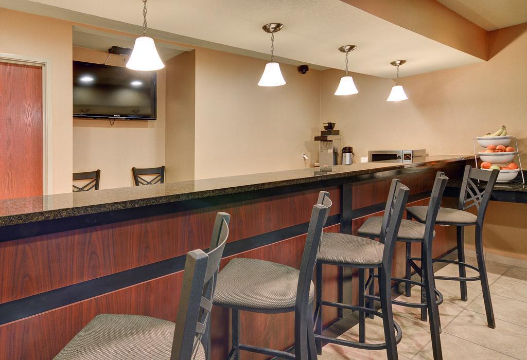 Cobblestone Inn & Suites - Big Lake Luaran gambar