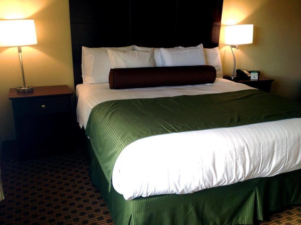 Cobblestone Inn & Suites - Big Lake Luaran gambar