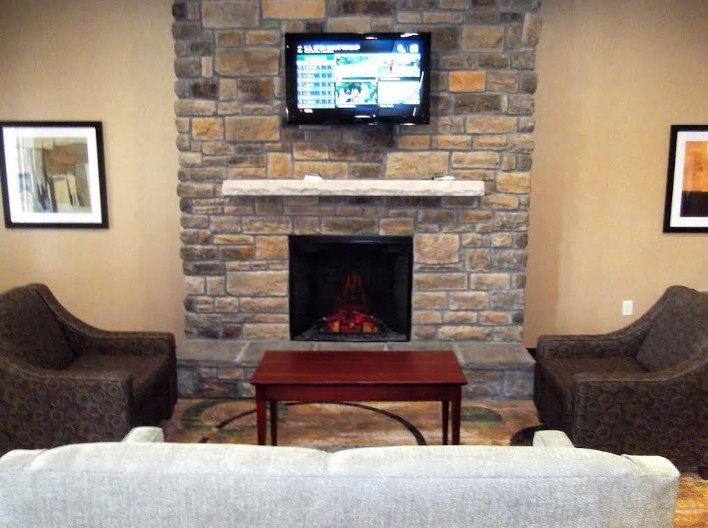 Cobblestone Inn & Suites - Big Lake Luaran gambar